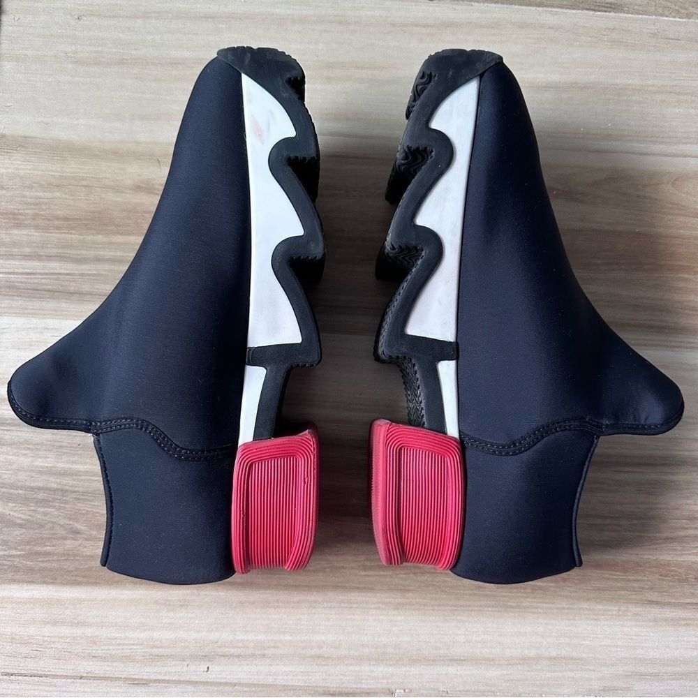 iRi WES Low Top Sneaker Neoprene Red Black - Picture 3 of 10